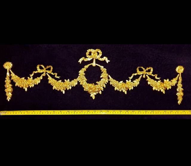 Large Ornate Applique Gilt Or White French Style Decorative Wall Furniture Onlay Moulding Pediment Plastic Decoration - image 1