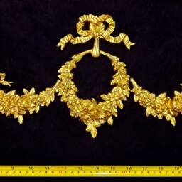 Large Ornate Applique Gilt Or White French Style Decorative Wall Furniture Onlay Moulding Pediment Plastic Decoration - thumbnail 3