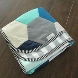 Handmade Hexagon Baby Quilt Heirloom Patchwork Blanket - thumbnail 3