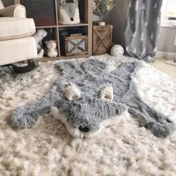 Gray Wolf Rug in Faux Fur For Forest Nursery Decor - thumbnail 3
