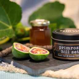 Fresh Figs & Honey - 100% Soy Wax Scented Candle - thumbnail 2