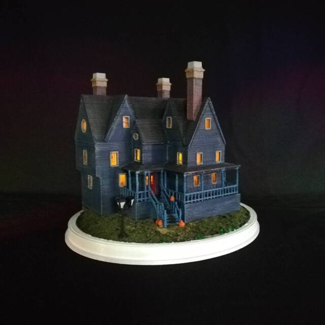The Witches Hovel Miniature Model Recreation The Witches Home. Please Read Description - image 1