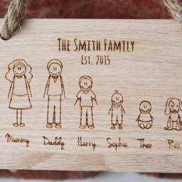 Personalised Oak Family Sign Engraved Portrait, New Home Gift - thumbnail 2