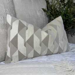 "Velvet Rectangle Cushion Cover 12""x20" - thumbnail 1