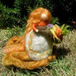 Needle Felted Art Doll Harvest Fairy Maiden With Cornucopia Thanksgiving Waldorf Inspired Wool Autumn Standing Doll - thumbnail 3