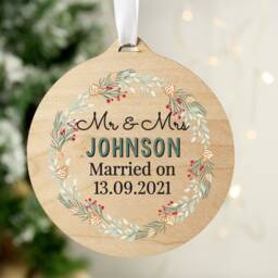 Personalised Christmas Wreath Wooden Ornament Custom Tree Decoration - thumbnail 2