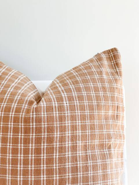 Hand Woven Natural Fiber Faded Color Pillow Cover - image 1