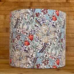 William Morris Art Deco Golden Lily Fabric Cotton Drum in 20cm /30cm/40cm For Lamps/Ceiling Lights. Eu/Uk/Us Fittings - thumbnail 3