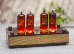 Z573 Nixie Clock Handmade Oak, Wi-Fi Controlled, Multicolor Backlight - thumbnail 1