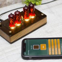 Z573 Nixie Clock Handmade Oak, Wi-Fi Controlled, Multicolor Backlight - thumbnail 2