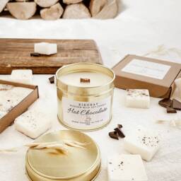 Chocolate Soy Candle - Wood Wick Gold Tin Hot Scented Wax Melts Hand-Poured in The UK - thumbnail 3