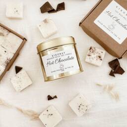 Chocolate Soy Candle - Wood Wick Gold Tin Hot Scented Wax Melts Hand-Poured in The UK - thumbnail 2