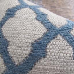 Designer Pillow Cover Lumbar, Chenille, Lattice, Light Blue - thumbnail 4