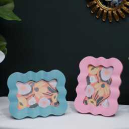 Retro Wavy Edged Photo Frame - Pink Or Aqua For 4x6 Inch Photos - thumbnail 4