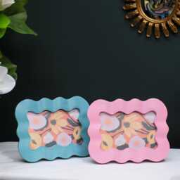 Retro Wavy Edged Photo Frame - Pink Or Aqua For 4x6 Inch Photos - thumbnail 3