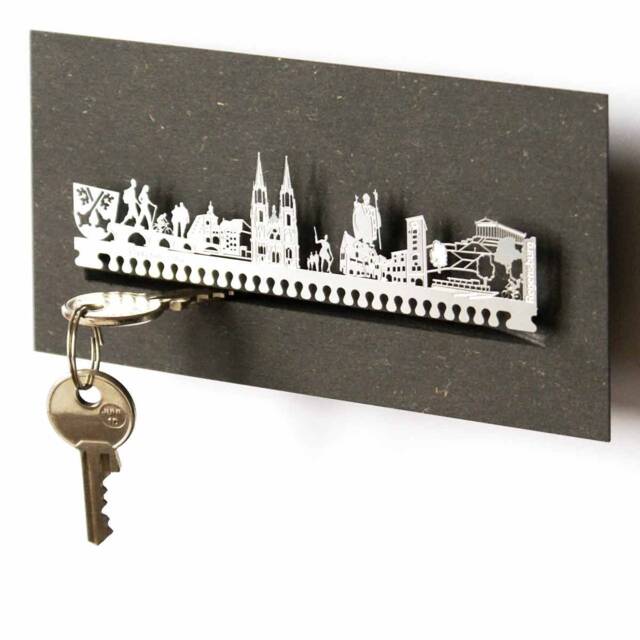 Regensburg Skyline Key Rack - Historic City Silhouette Gift - image 1