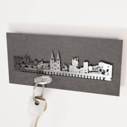 Regensburg Skyline Key Rack - Historic City Silhouette Gift - thumbnail 2
