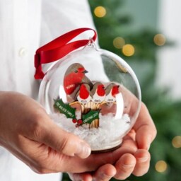 Personalised 3D Wooden Robin Family Bauble - thumbnail 4