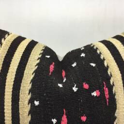 Vintage Turkish Kilim Pillow Cover, Bohemian Lumbar Cushion - 16x24 - thumbnail 2
