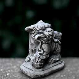 Concrete Fu Dog Statue Chinese Guardian Lion Sculpture Feng Shui Protector Decoration Stone Foo Ornament Oriental Garden - thumbnail 3