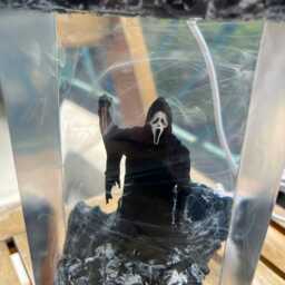 Exclusive Handmade Spooky Resin Lamp, Horror Movie Collectible Light, Slasher Unique Halloween Decor For Fans - thumbnail 3