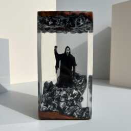 Exclusive Handmade Spooky Resin Lamp, Horror Movie Collectible Light, Slasher Unique Halloween Decor For Fans - thumbnail 2