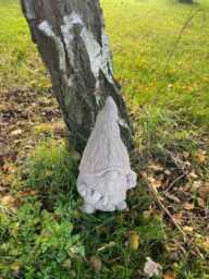 Large Cement Garden Gonk Weatherproof Gnome Ornament Watering Can - thumbnail 4