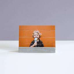 Handmade Concrete Photo Holder Modern Picture Stand - thumbnail 3