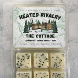 The Cottage Candle - Cozy Hockey Romance Cedarwood Amber Musk Enemies To Lovers Bookish - thumbnail 3