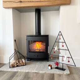 Christmas Tree - Standing Metal Ornament Decoration Table Top - thumbnail 2