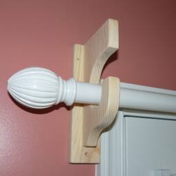 Rod Holder With Shelf Support - thumbnail 2