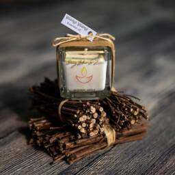 Ylang-Ylang Candle 100% Pure Natural Ylang-Ylang Aromatherapy With Essential Oil Natural Soy Wax - thumbnail 3
