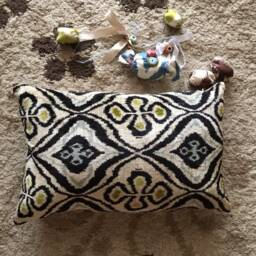 Black Velvet Ikat Pillow Cover Handcrafted Uzbek Silk Cushion - thumbnail 3
