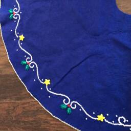 Merry Christmas Tree Skirt - thumbnail 3