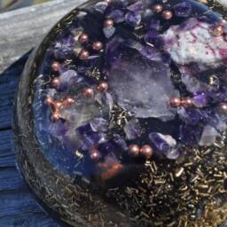 Amethyst Quartz Crystal Orgone Unit, Emf Protection Home Decor - thumbnail 4