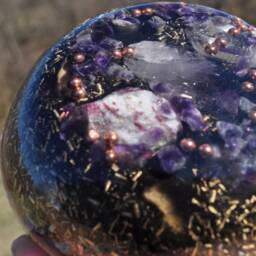 Amethyst Quartz Crystal Orgone Unit, Emf Protection Home Decor - thumbnail 3