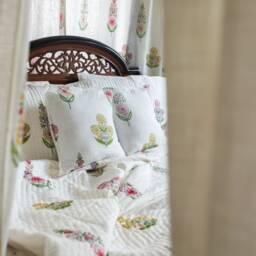 Guldasta Cypress Poppy Blockprint Handstitch Pk Queen Size Quilt Set, Dohar, Handmade Bedding, Christmas Gift, Light Coverlet, Fast Shipping - thumbnail 3