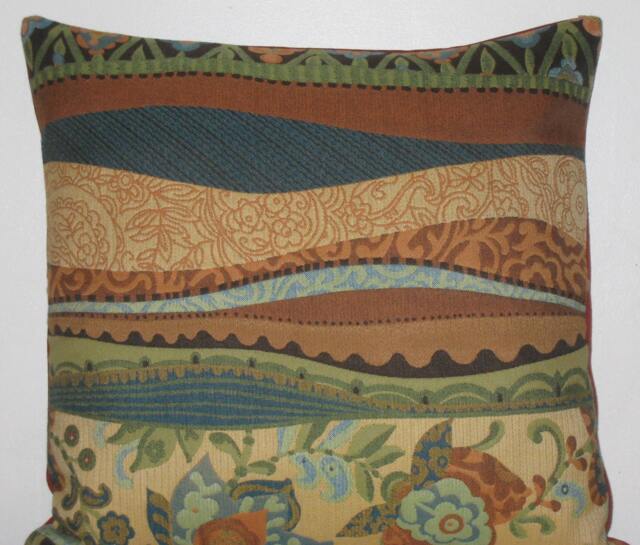 "Victorian & Floral Pattern Decorative Pillow Cover-24""x24" - image 1