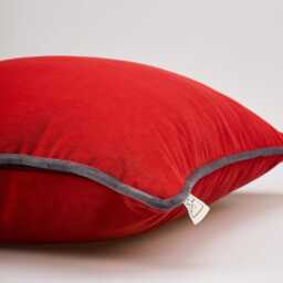 Coral Velvet Pillow Cover - With Anthrachite Corded Edge - thumbnail 4