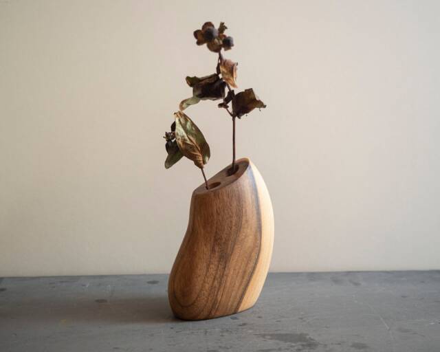 Small Walnut Wood Vase Organic Japanese-style Decor - image 1