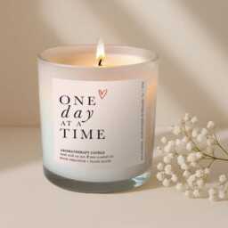 Aromatherapy Soy Candle Gift Box Wellbeing, Bereavement, Divorce, Supportive - thumbnail 2