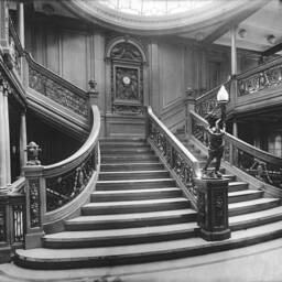 Rms Titanic Clock, - 16 Scale - thumbnail 2