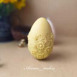 Sunflower Egg Candle Soy & Bee Wax, Handmade Easter Decor - thumbnail 3