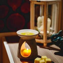 Lemongrass Essential Oil Scented Tea Light Candles 12 Per Box Made With Soy Wax - thumbnail 2