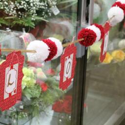 Red & White Yarn Pompom Christmas Garland, Holiday Decor - thumbnail 2