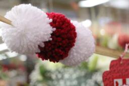 Red & White Yarn Pompom Christmas Garland, Holiday Decor