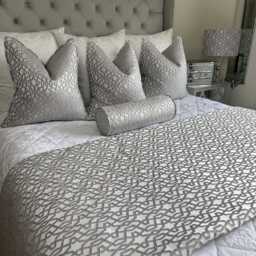 Silver Textured Bed Runner Luxury Geometric Scarf For Double & King Karma Fabric - thumbnail 4