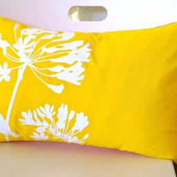 Yellow Cardinal Pillow Agapanthus Print, Rectangle Throw Pillow - thumbnail 2