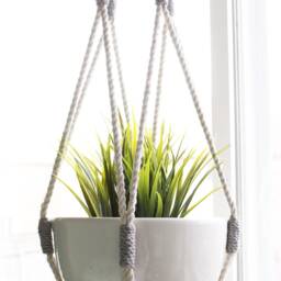 Macrame Plant Hanger, Hanging Planter, Cat-Friendly, No Tasselno Tariffs/Fees To Usa - thumbnail 3