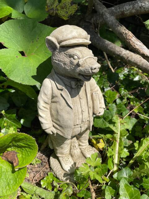 Badger W Case Stone Statue - Wind in The Willows Animal Garden Outdoor Ornament - image 1